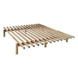 Rám postele z borovicového dreva Karup Design Pace Natural, 160 × 200 cm