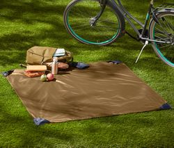 Malá deka na piknik