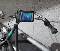 Držiak na smartfón na bicykel