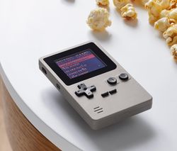 Retro mini hracia konzola