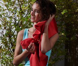Outdoorový uterák, cca 50 x 100 cm, červený